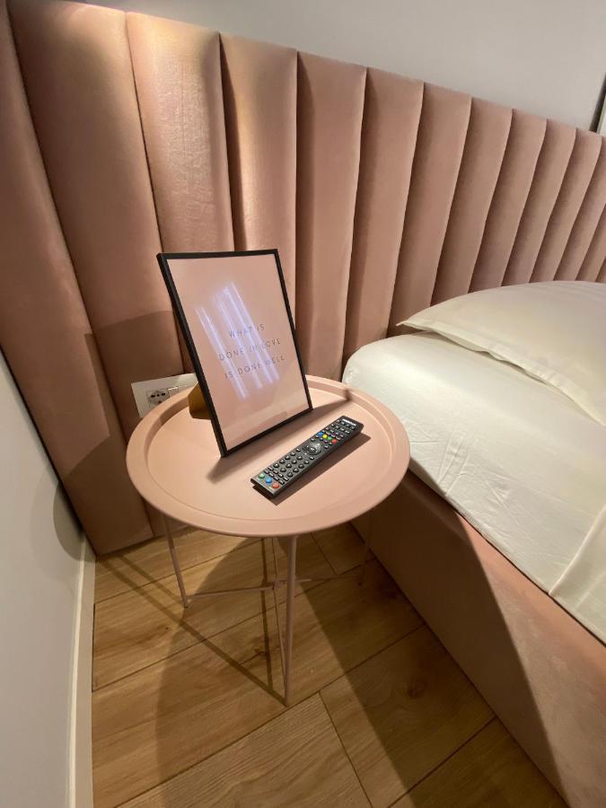 Living Studio Apartments تيرانا المظهر الخارجي الصورة