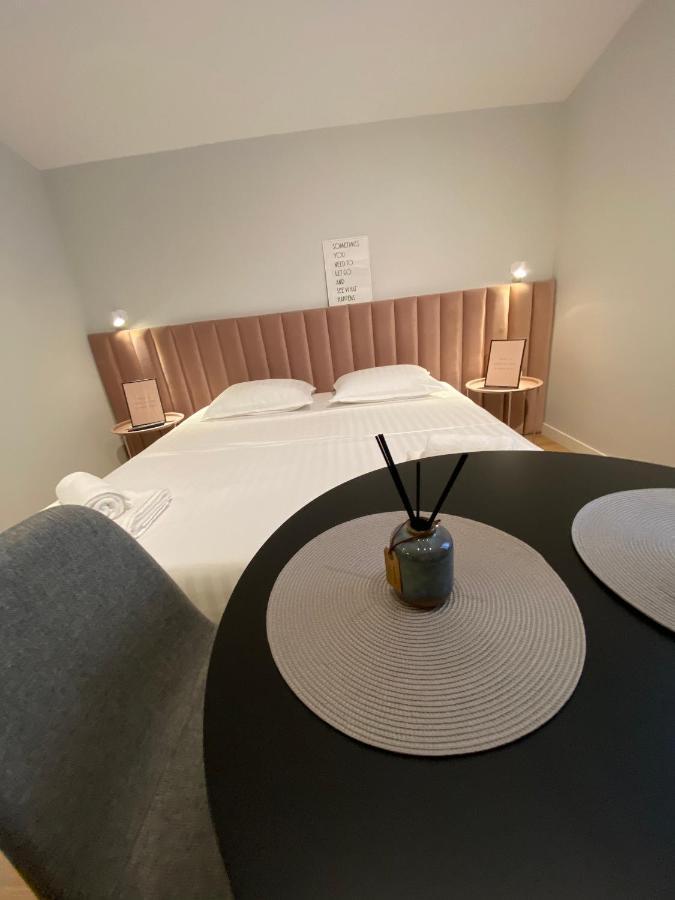 Living Studio Apartments تيرانا المظهر الخارجي الصورة