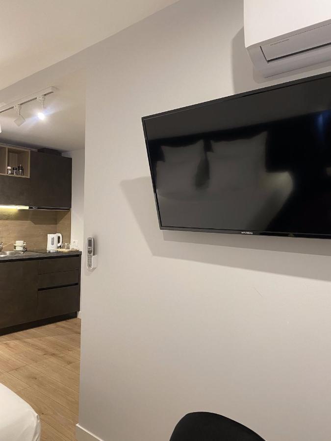 Living Studio Apartments تيرانا المظهر الخارجي الصورة