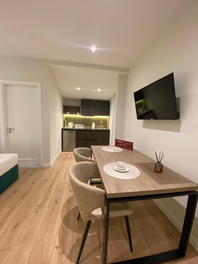 Living Studio Apartments تيرانا المظهر الخارجي الصورة
