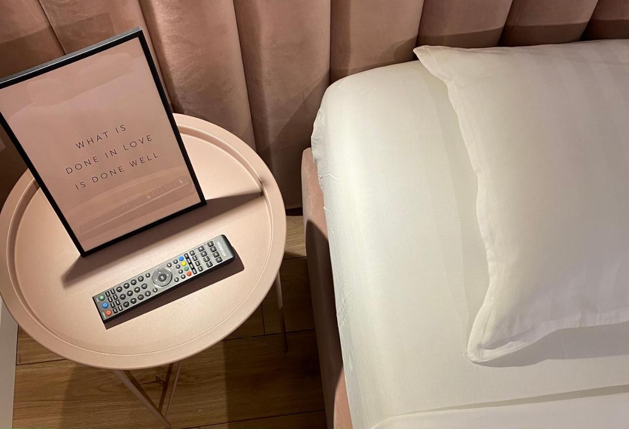 Living Studio Apartments تيرانا المظهر الخارجي الصورة