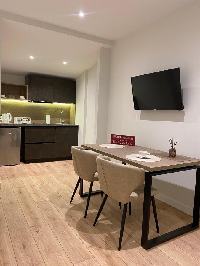 Living Studio Apartments تيرانا المظهر الخارجي الصورة