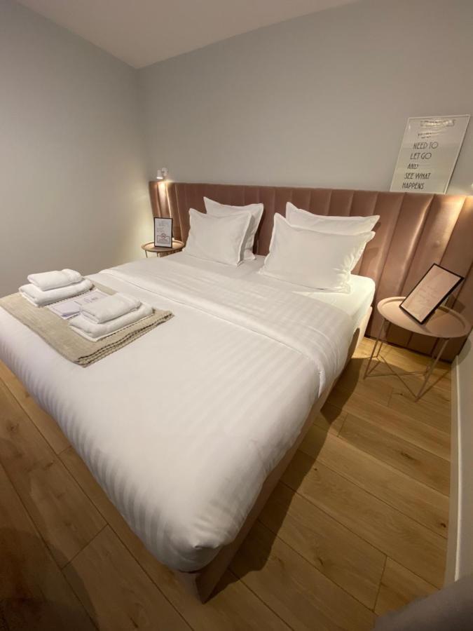 Living Studio Apartments تيرانا المظهر الخارجي الصورة