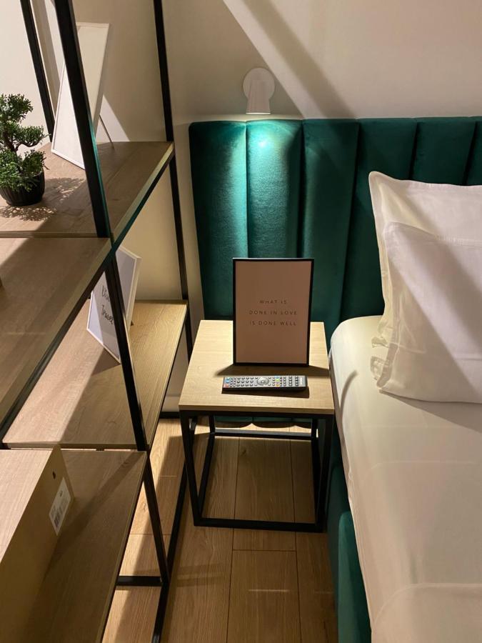 Living Studio Apartments تيرانا المظهر الخارجي الصورة